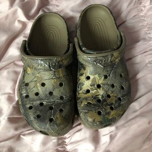 Camo crocs.